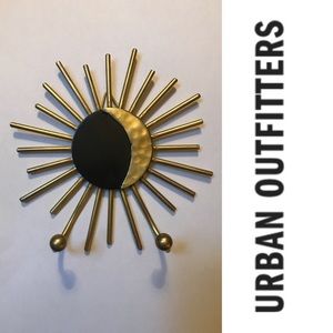 ☀️Urban Outfitters Sun & Moon Key Holder 🌙